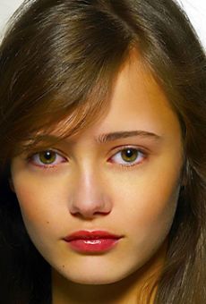 Элла Пернелл