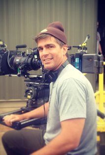 Лони Перистер