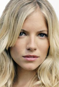 Сиенна Миллер