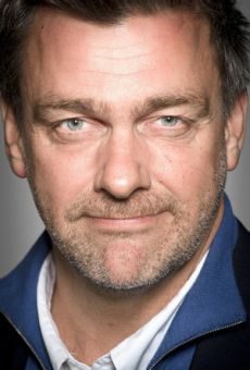 Рэй Стивенсон