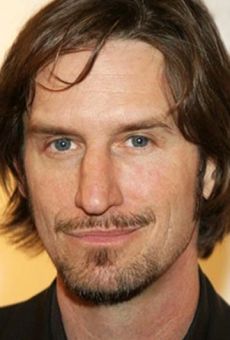 Рэй МакКиннон