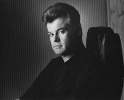 Фото №1 Дэвид С. Уорд