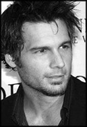 Фото №2 Лен Уайзман