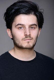 Эльхам Эхсас