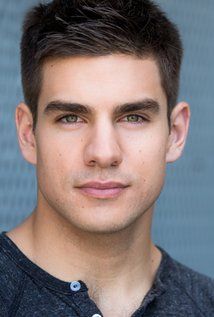 Алекс Исола