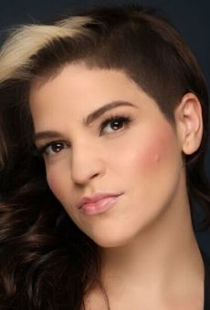 Паола Лазаро