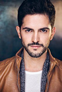 Кристофер Бенкомо